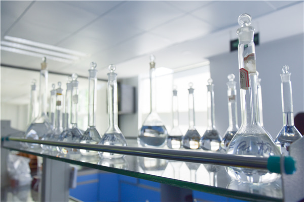 Solution of the rapid measurement of trace moisture