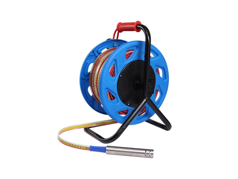 Groundwater level measuring instrument