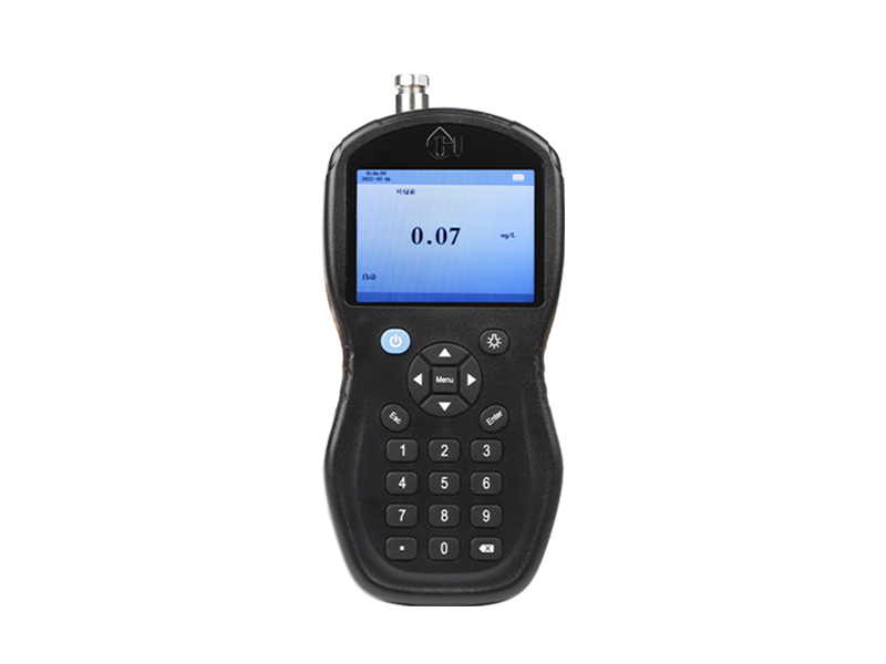 Blue-green algae analyzer in water