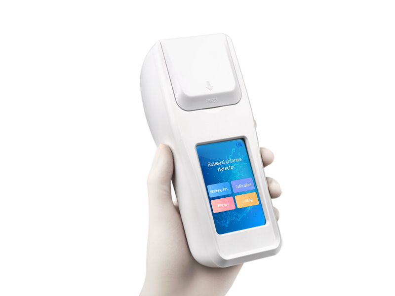 Residual chlorine, total chlorine, chlorine dioxide and ozone detector
