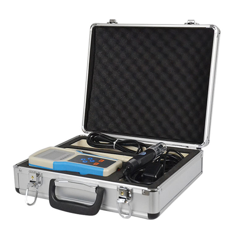 4G version of soil moisture, temperature and salinity meter