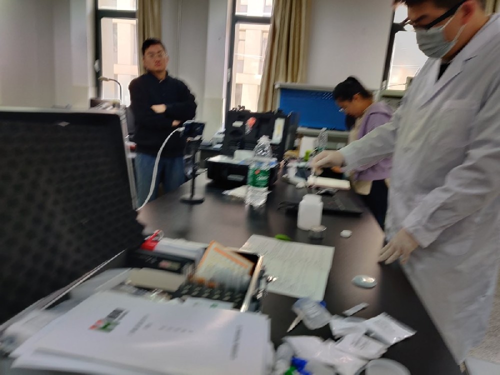 Inner Mongolia Agricultural University training session with the HM-GT4 soil analyzer in a teaching laboratory